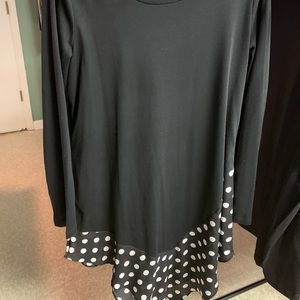 Soft long black/polka dot shirt